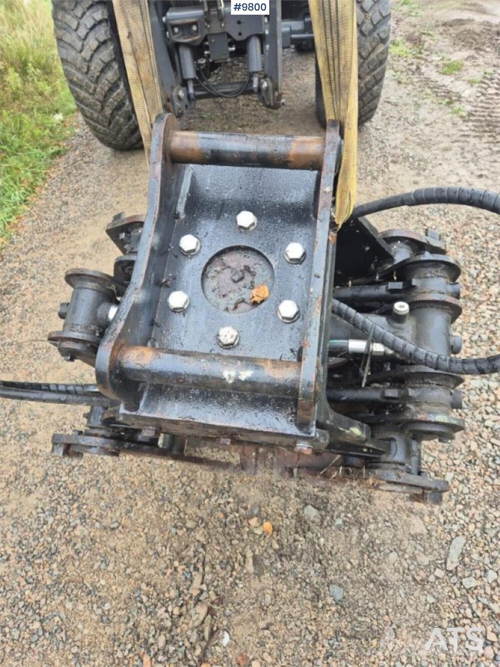 SE Equipment SES 20 TLB's