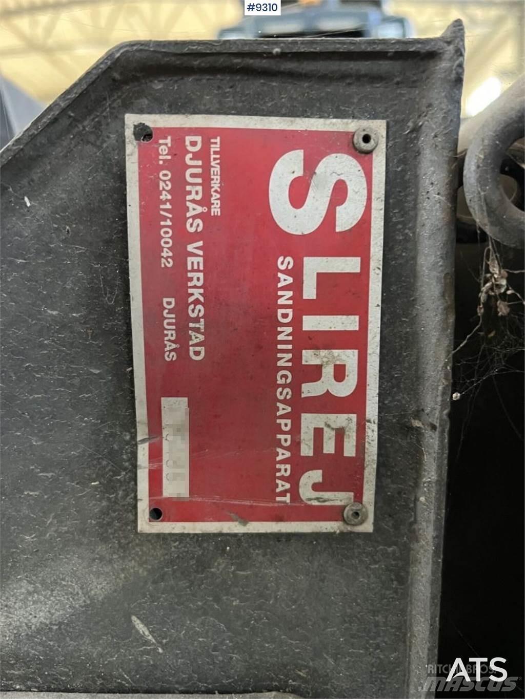  Slirej Sand spreader Other components