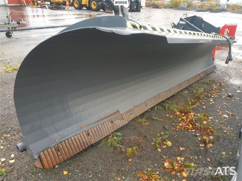 Stark AL4000 Ploughs