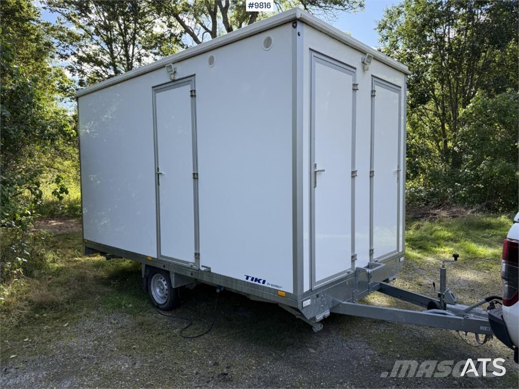 Tiki Treiler OP420-RB Construction barracks