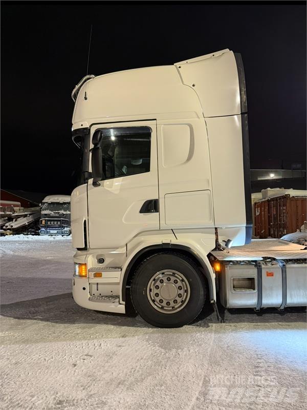 Scania R560 Truck Tractor Units