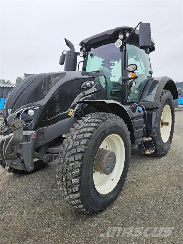 Valtra S374 Tractors