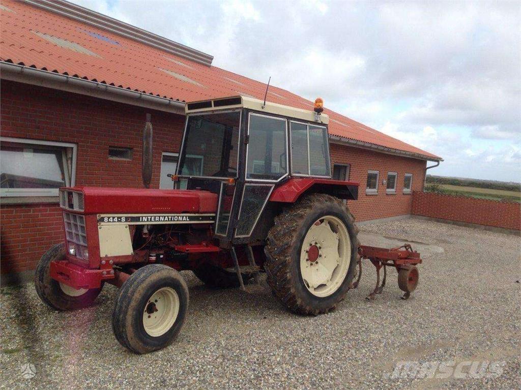 Case IH 844 Other farming machines