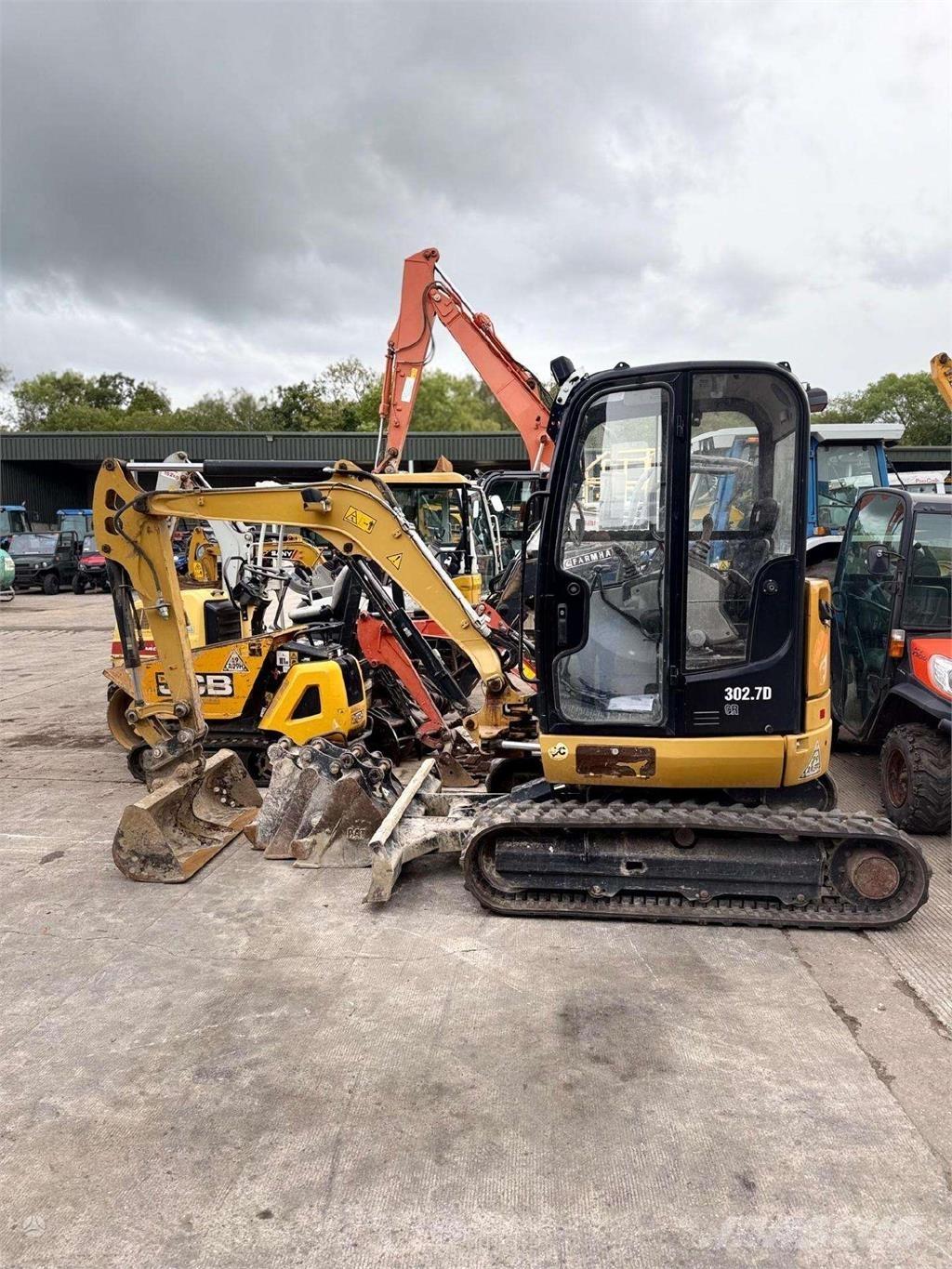 CAT 302.7 DCR Mini excavators < 7t