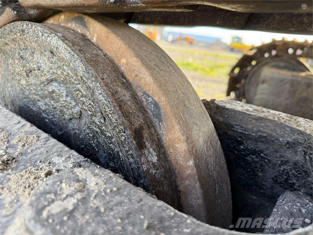 CAT 323 D Crawler excavators