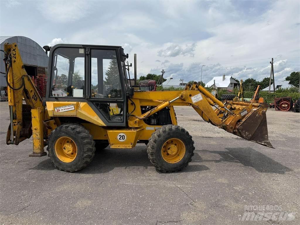 JCB 2CX TLB's