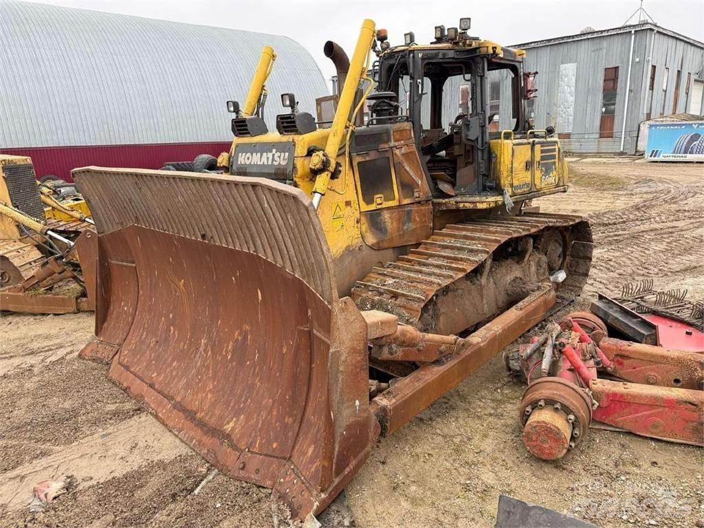 Komatsu D65WX-18 Crawler dozers