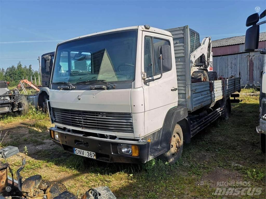 Mercedes-Benz 809 Flatbed/Dropside trucks