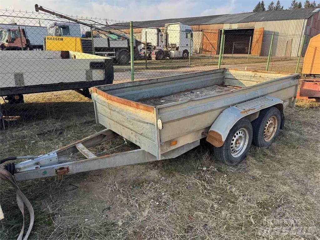 Tauras 2502-01 Light trailers