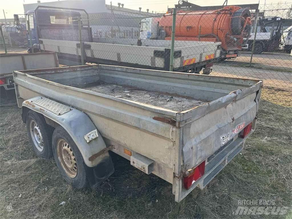 Tauras 2502-01 Light trailers