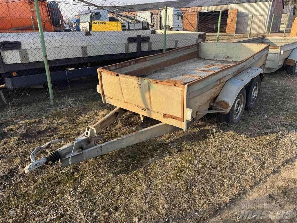 Tauras BZ 2530 Light trailers