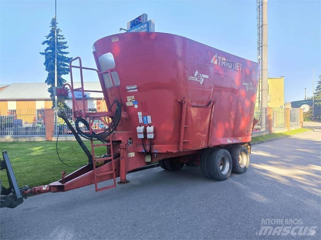 Trioliet sm2-24 Mixer feeders
