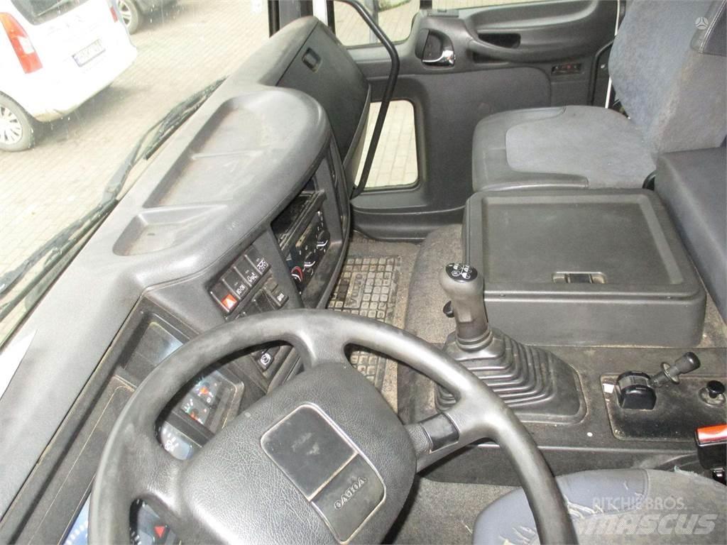 Volvo FL6 Tautliner/curtainside trucks