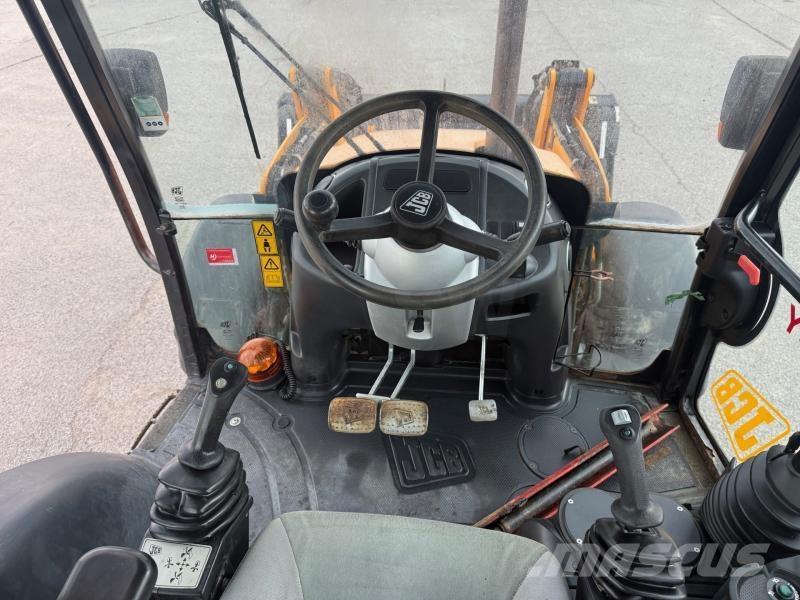 JCB 3 CX TLB's