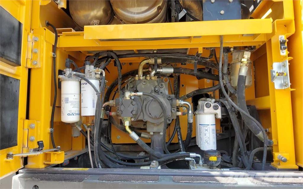 Volvo EC 480 EL Crawler excavators