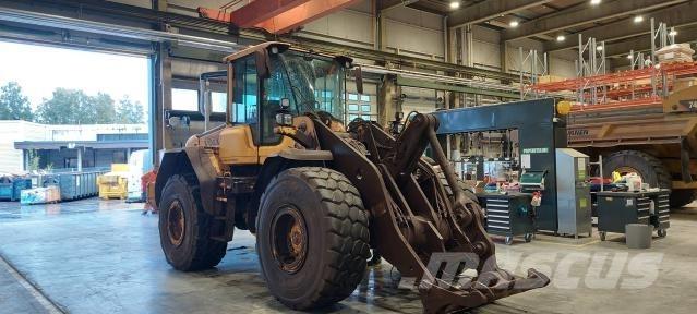 Volvo L120F Wheel loaders