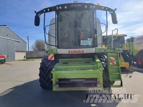 CLAAS Lexion 670 Combine harvesters