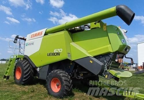 CLAAS Lexion 670 Combine harvesters