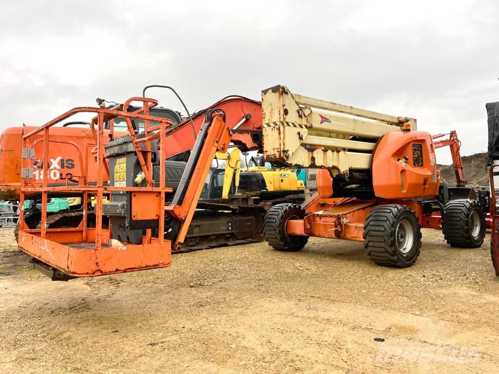 JLG 450 AJ Articulated boom lifts