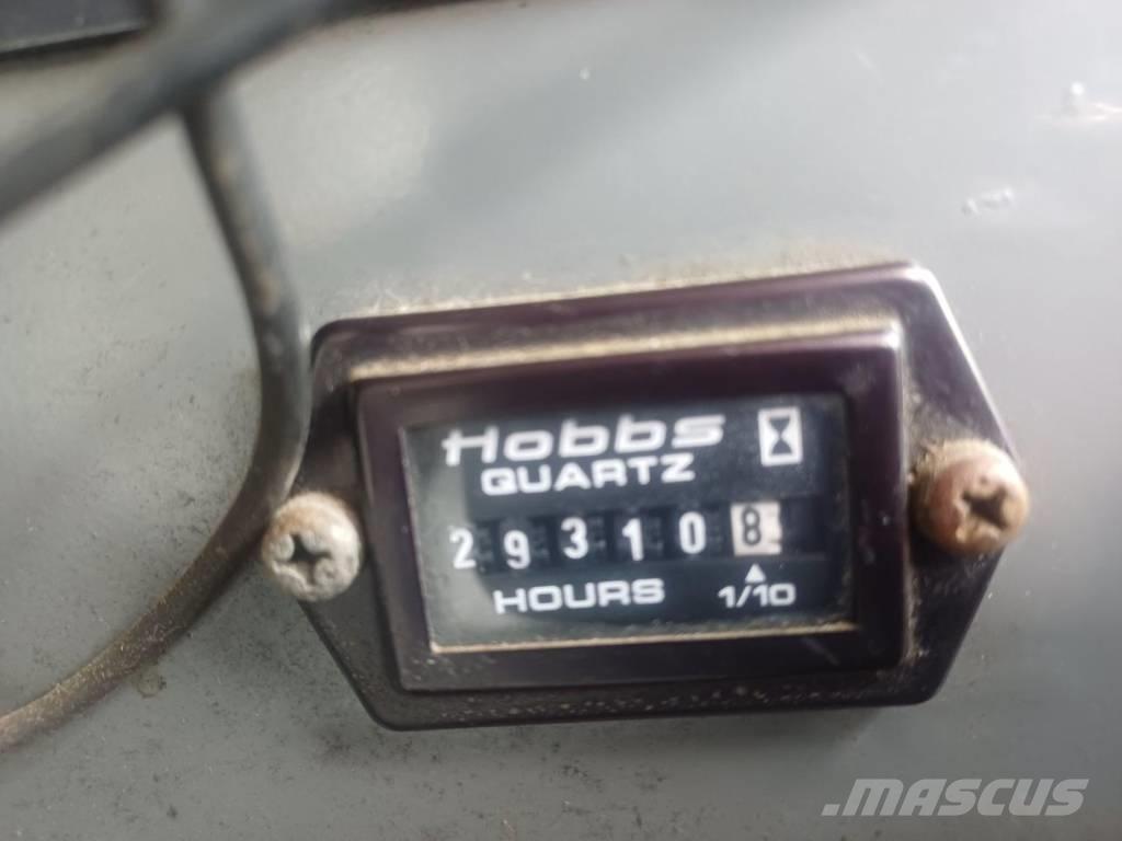 Kobelco CKE 2500 Tracked cranes