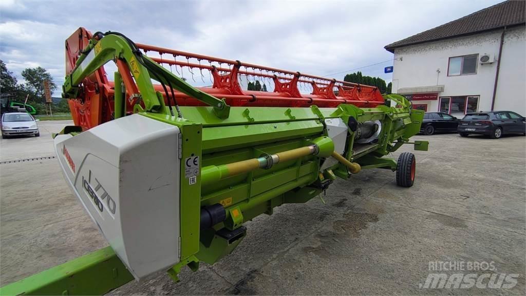 CLAAS CERIO 770 Harvester heads