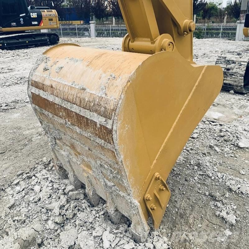 CAT 320 D Crawler excavators