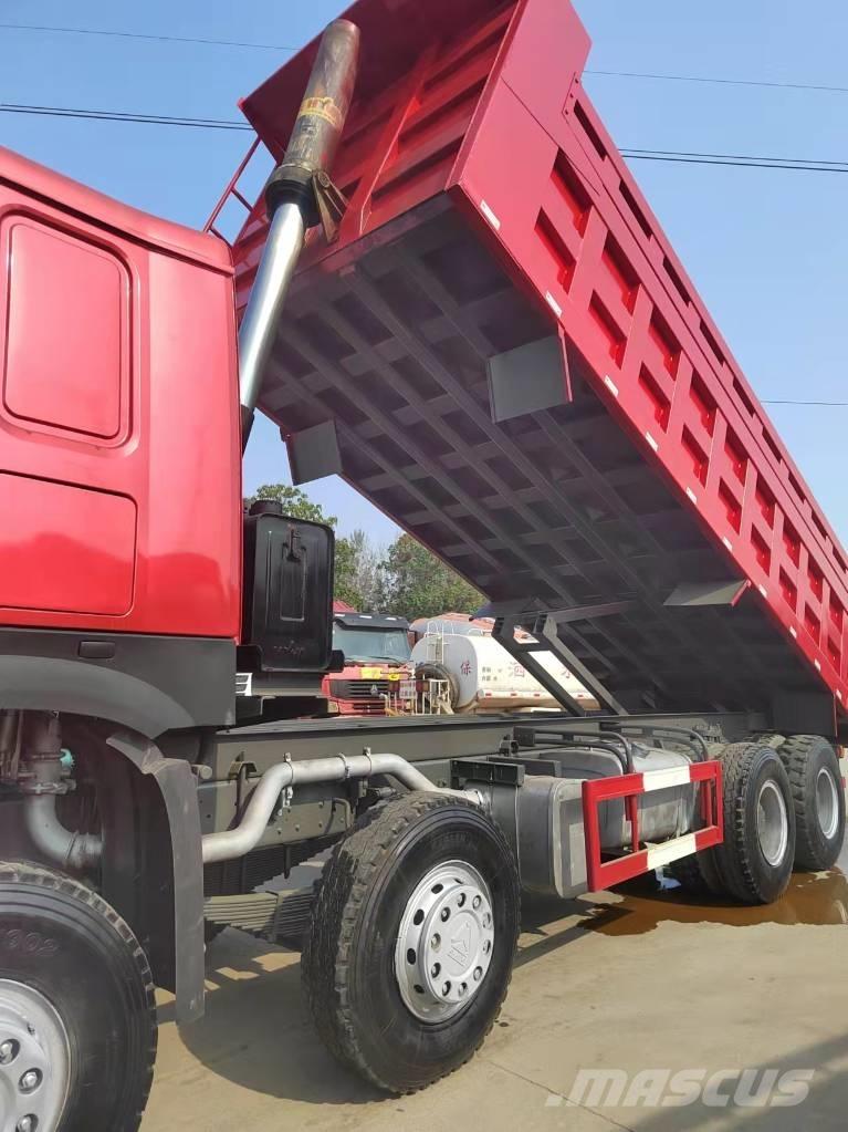 Howo 371 8x4 Tipper trucks