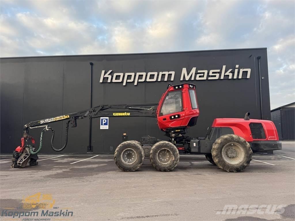 Komatsu 911 Harvesters