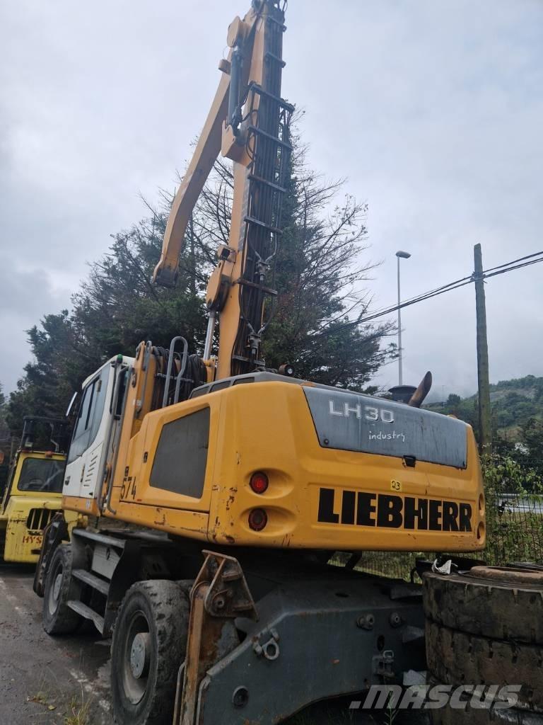 Liebherr LH 30 M Waste / industry handlers