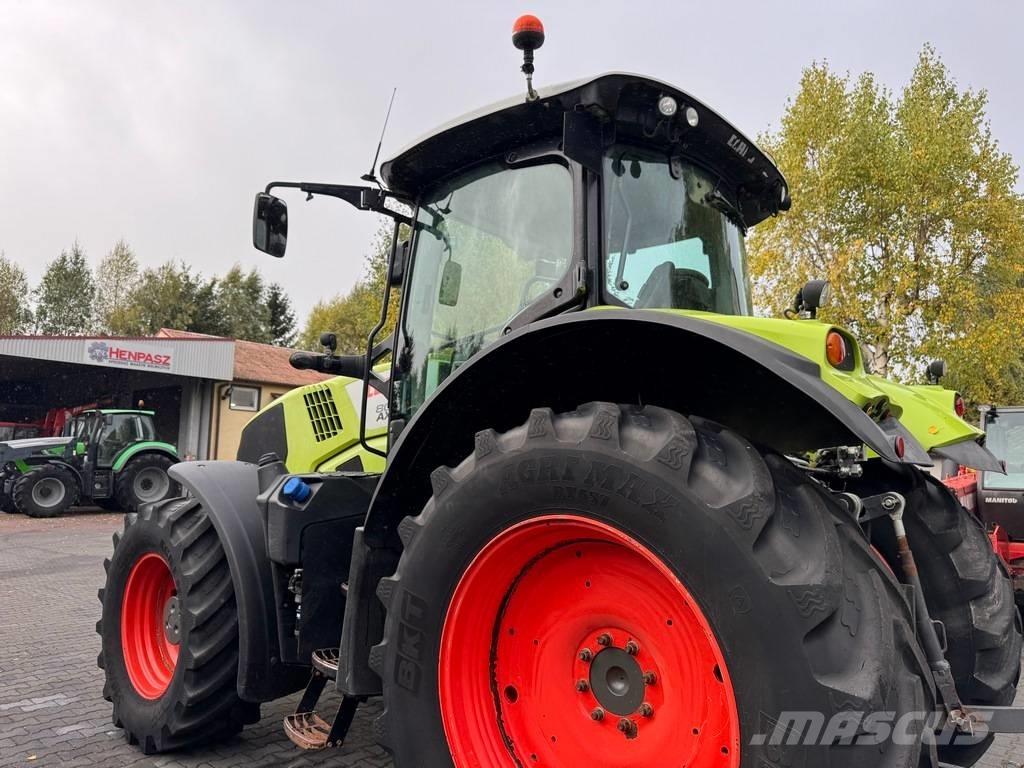 CLAAS AXION 800 CIS Tractors