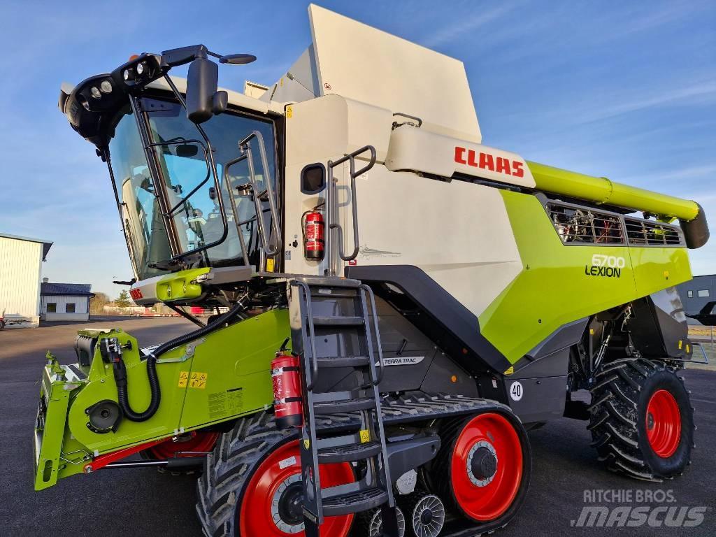 CLAAS LEXION  6700 TT Combine harvesters