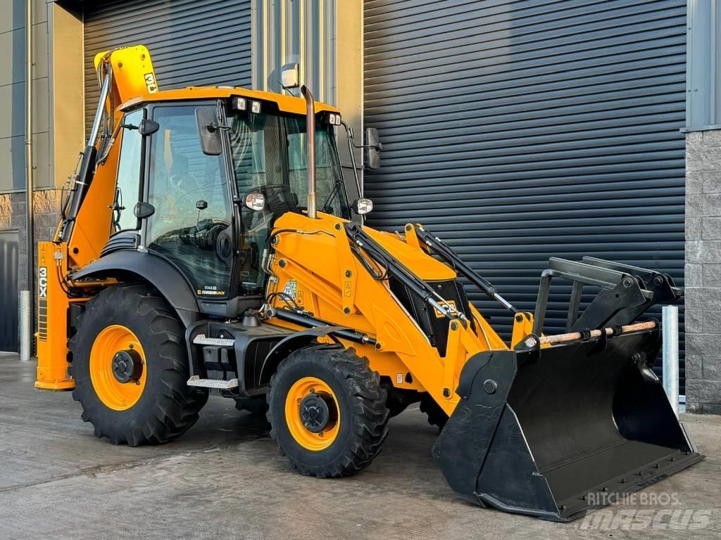JCB 3 CX TLB's