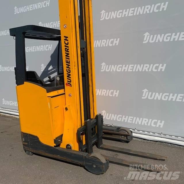 Jungheinrich ETV 214 Reach truck