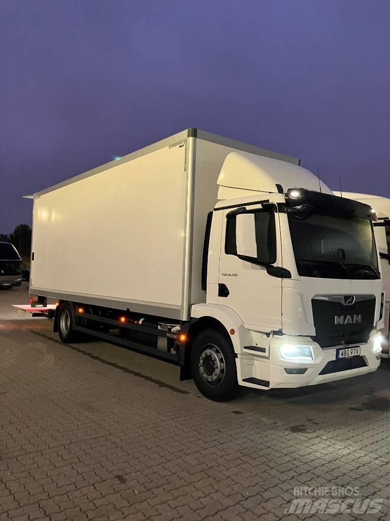 MAN TGM 18.290 4X2 Van Body Trucks