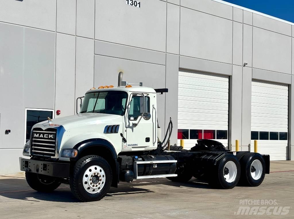 Mack Granite Truck Tractor Units