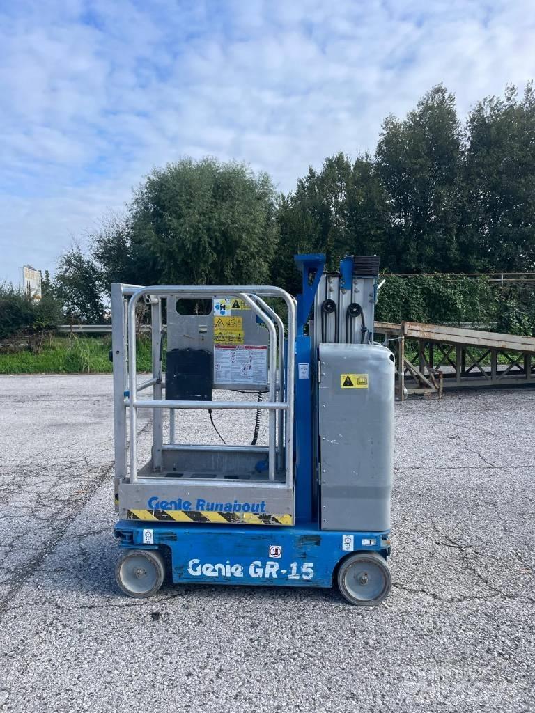 Genie GR 15 Vertical mast lifts
