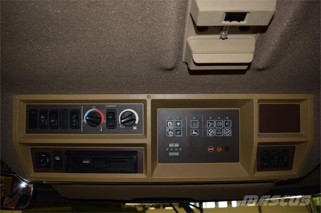 John Deere 7400 Self-propelled foragers