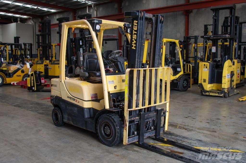 Hyster H2.5CT LPG trucks