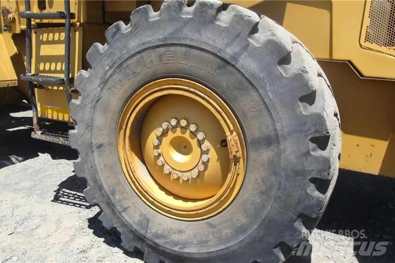 CAT 938H Wheel loaders