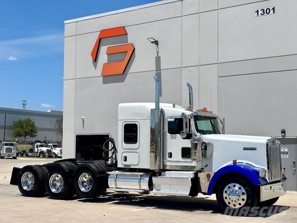 Kenworth W 900 Truck Tractor Units