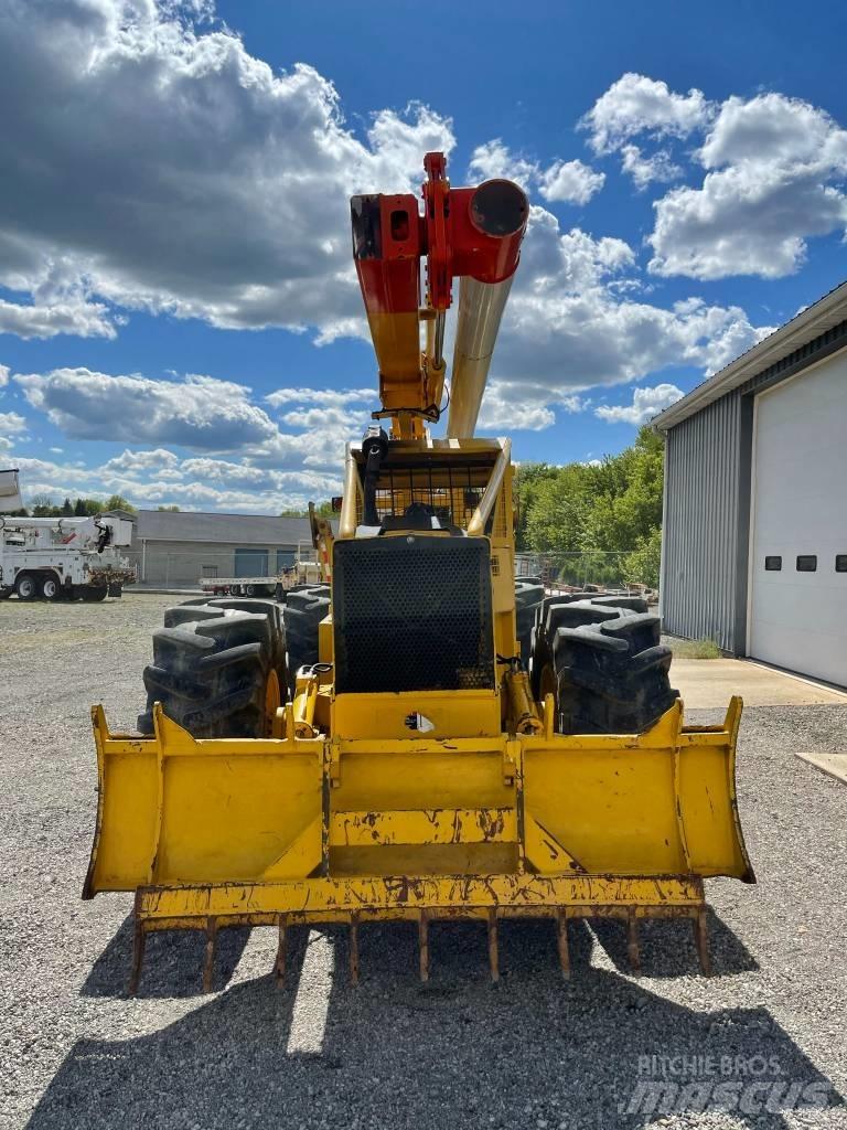 Altec LRV56 Truck mounted aerial platforms