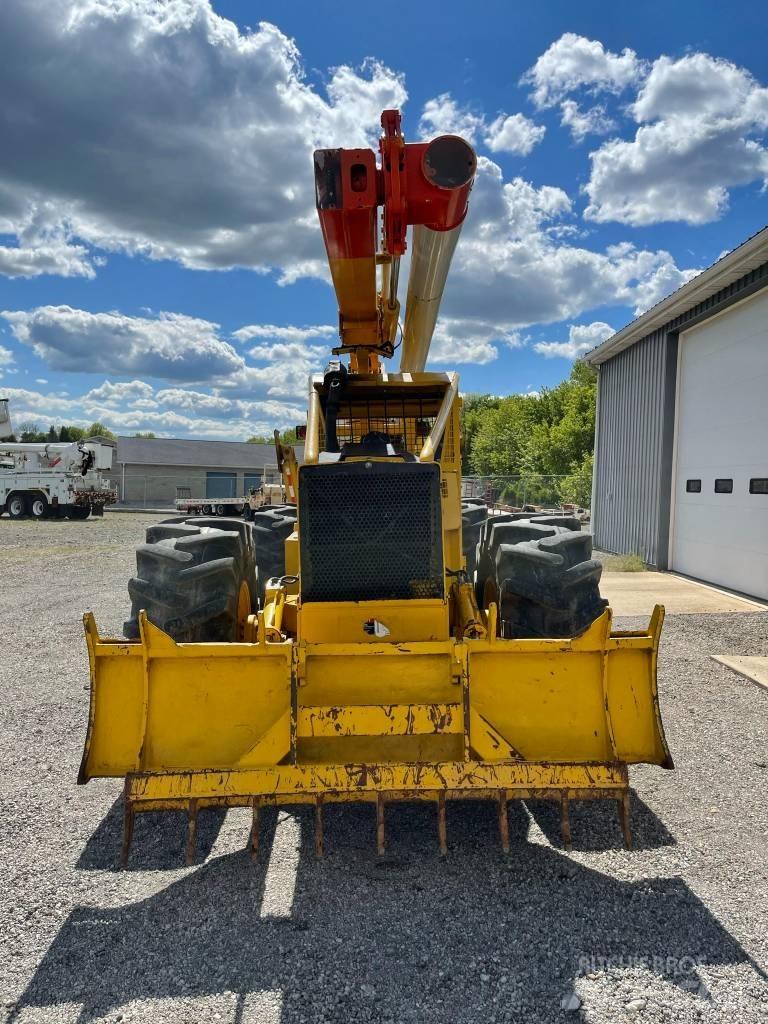Altec LRV56 Truck mounted aerial platforms