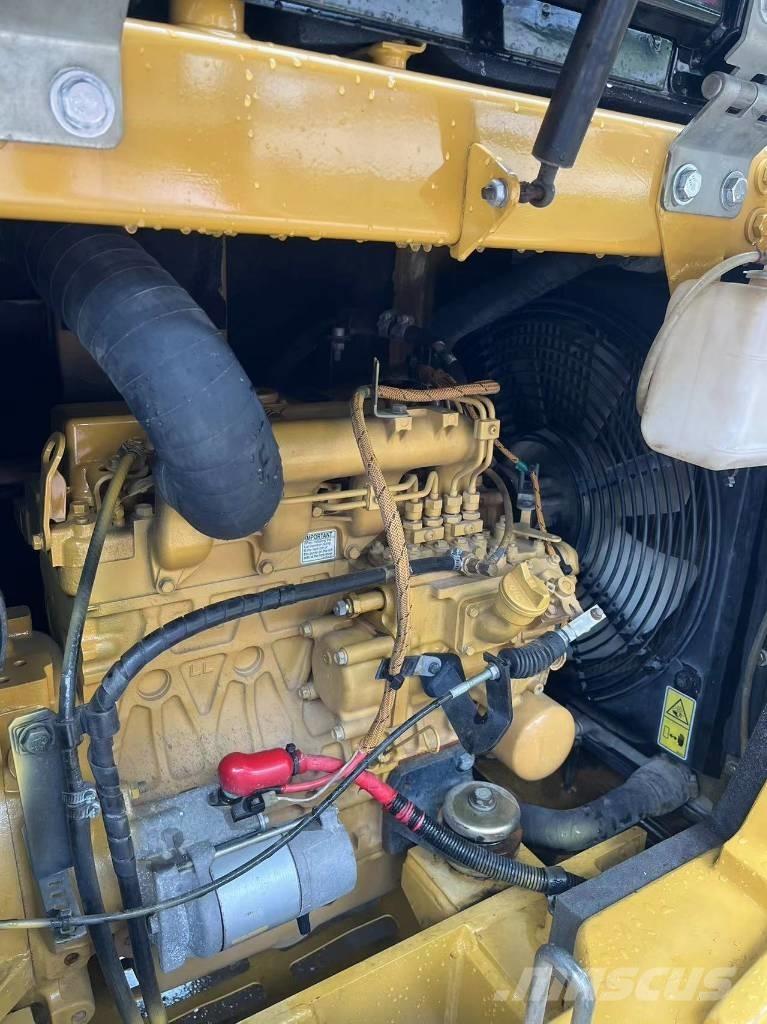 CAT 305.5 E2 Mini excavators < 7t