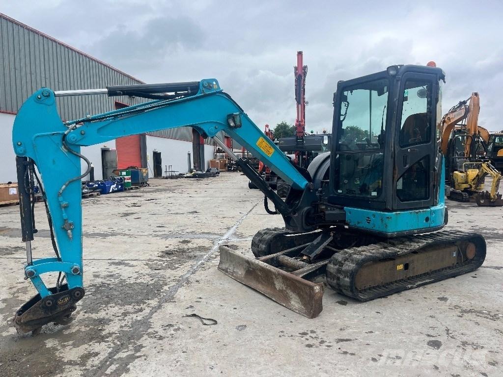 Airman AX 48 U-6 A Mini excavators < 7t