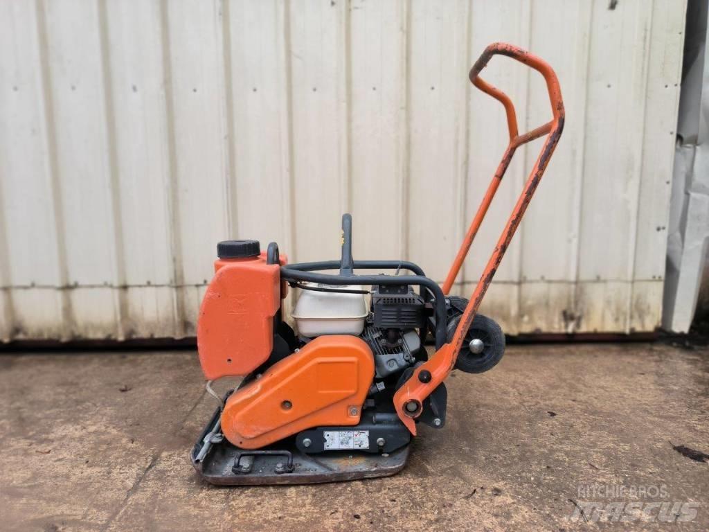 Altrad PCA50 Vibrator compactors