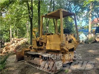 Komatsu D 31 A-17 Crawler dozers