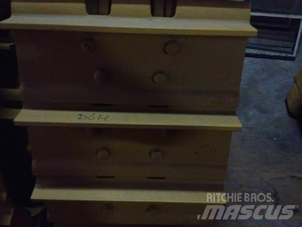 CAT D6H TRACK CHAINS Chassis and suspension