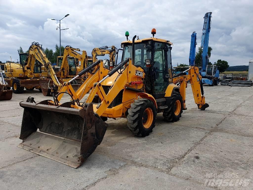 JCB 3 CX compact TLB's