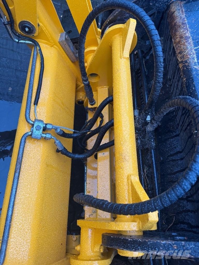 JCB 3CX compact TLB's