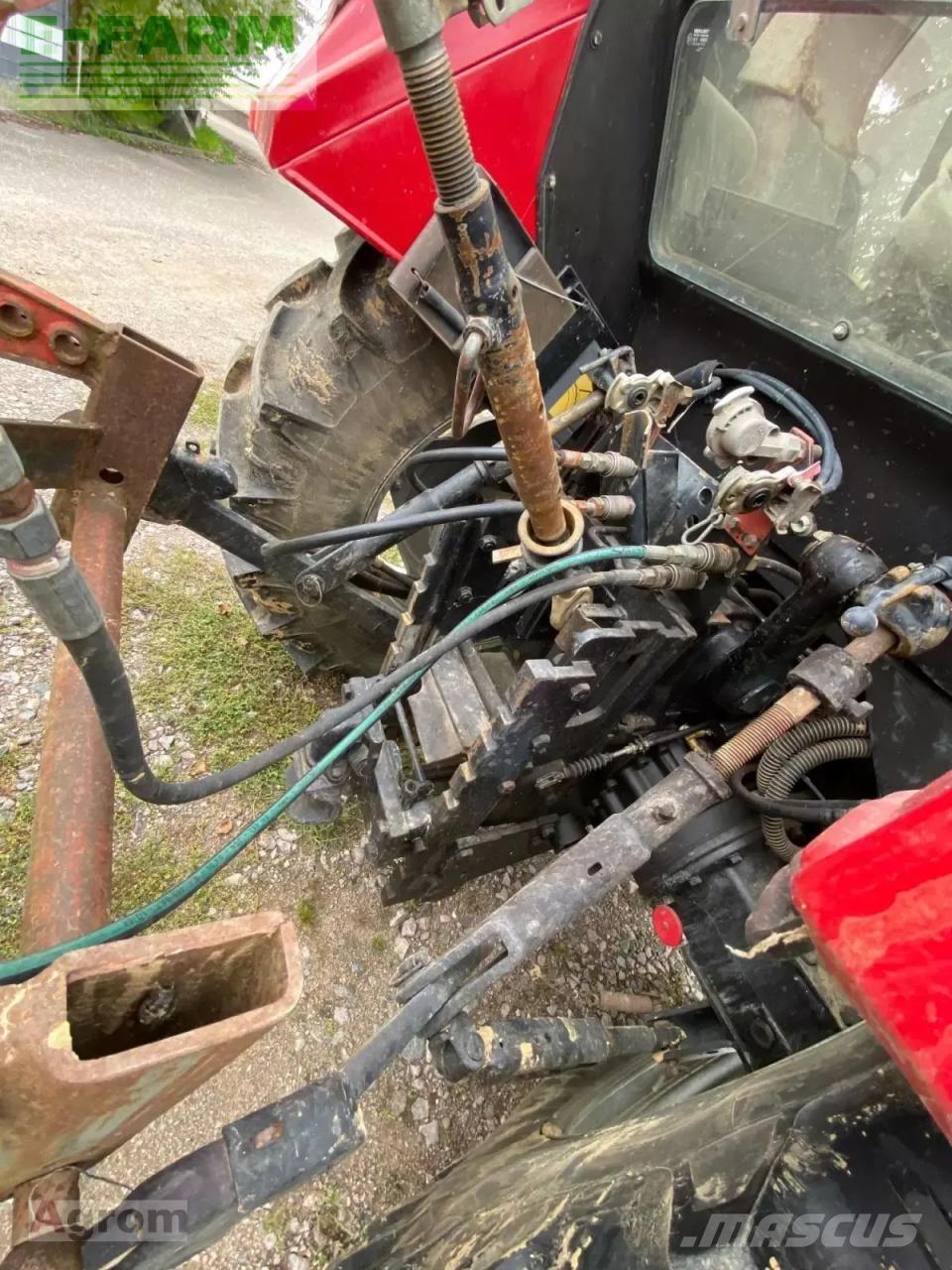 Case IH 844 a Tractors